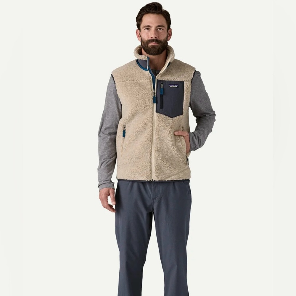 Men’s Patagonia Cream Fleece Vest Sz M Outdoors Hiking